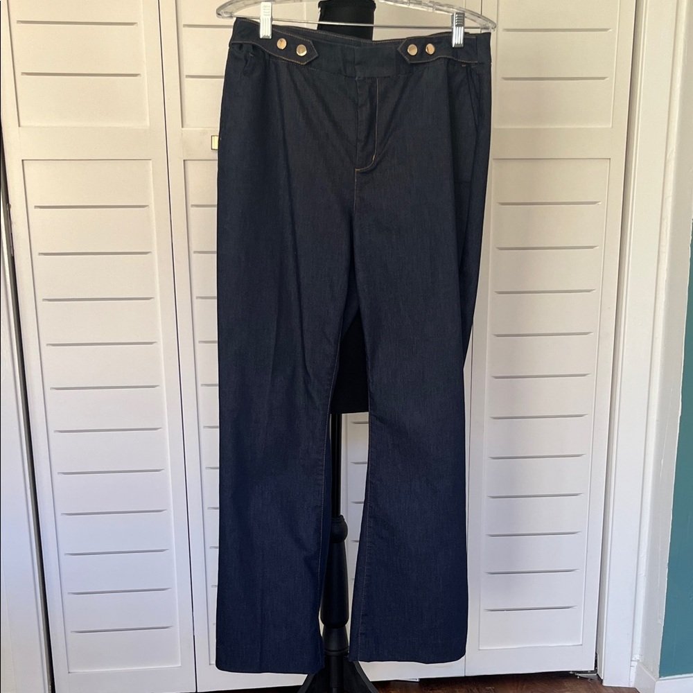 Chico's Platinum Dark Wash Trouser Jean Size 1.5